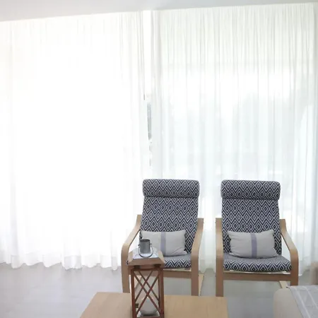 Eleven Views Lightbooking Apartment