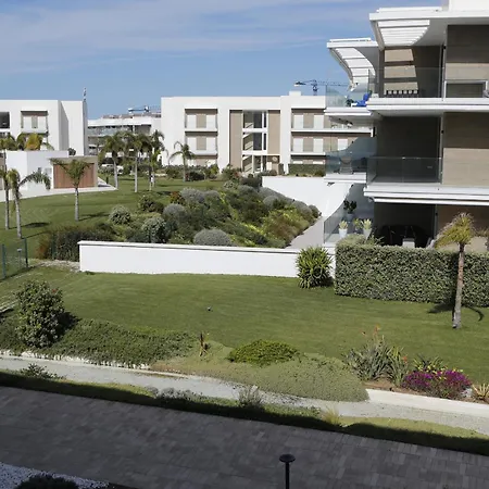 Eleven Views Lightbooking Apartment