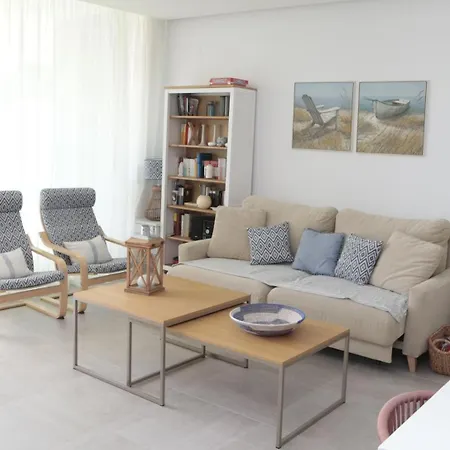 Apartment Eleven Views Lightbooking