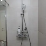 Eleven Views Lightbooking Appartement *