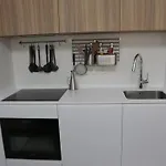 Eleven Views Lightbooking Appartement *